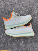 Tênis Adidas Yeezy Boost 350 v2