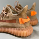 Tênis Adidas Yeezy Boost 350 v2