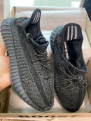 Tênis Adidas Yeezy Boost 350 v2