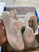 Tênis Adidas Yeezy Boost 350 v2