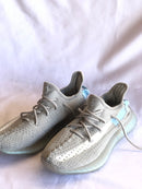 Tênis Adidas Yeezy Boost 350 v2