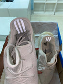 Tênis Adidas Yeezy Boost 350 v2