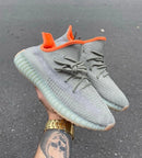 Tênis Adidas Yeezy Boost 350 v2