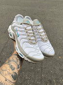 Tênis AIR MAX TN Plus Laser Blue