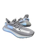 Tênis Adidas Yeezy Boost 350 v2