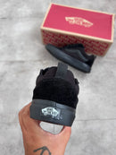 Tênis Vans Knu Skool Feminino