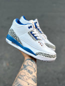Tênis Air Jordan 3 Retro 'True Blue'