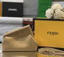 Bolsa Fendi First Small
