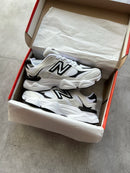 Tênis New Balance 9060