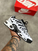 Tênis Air Max TN Drift Panda