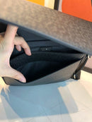 Shoulder Bag District