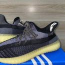 Tênis Adidas Yeezy Boost 350 v2