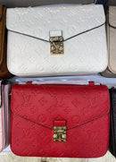 Bolsa Eco LV Pochette Metis Empreinte
