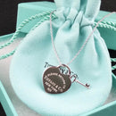 Colar Tiffany & Co. Pendente de Coração com Chave